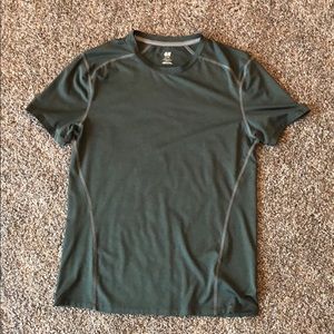H&M sport men’s workout sport shirt
